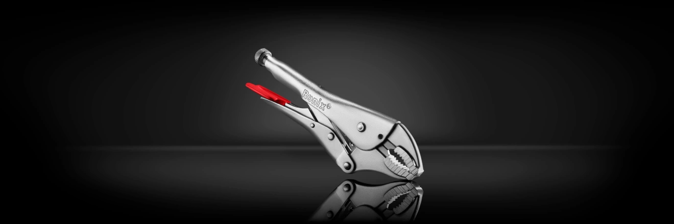 Locking-Pliers