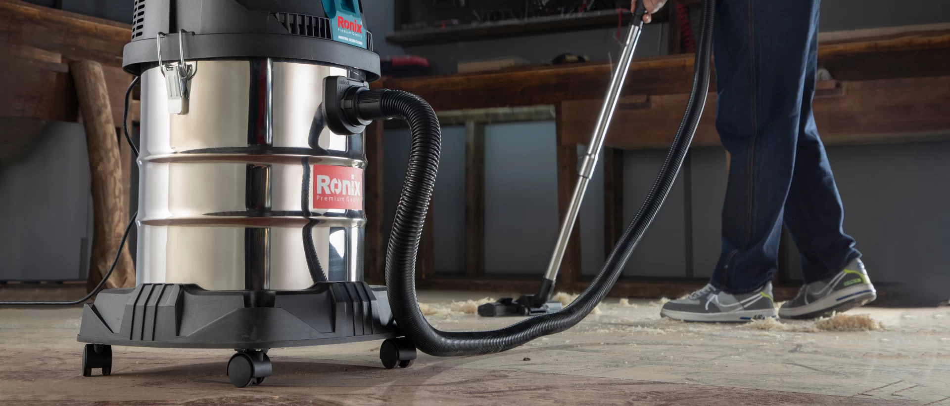 industrial-vacuum-cleaners