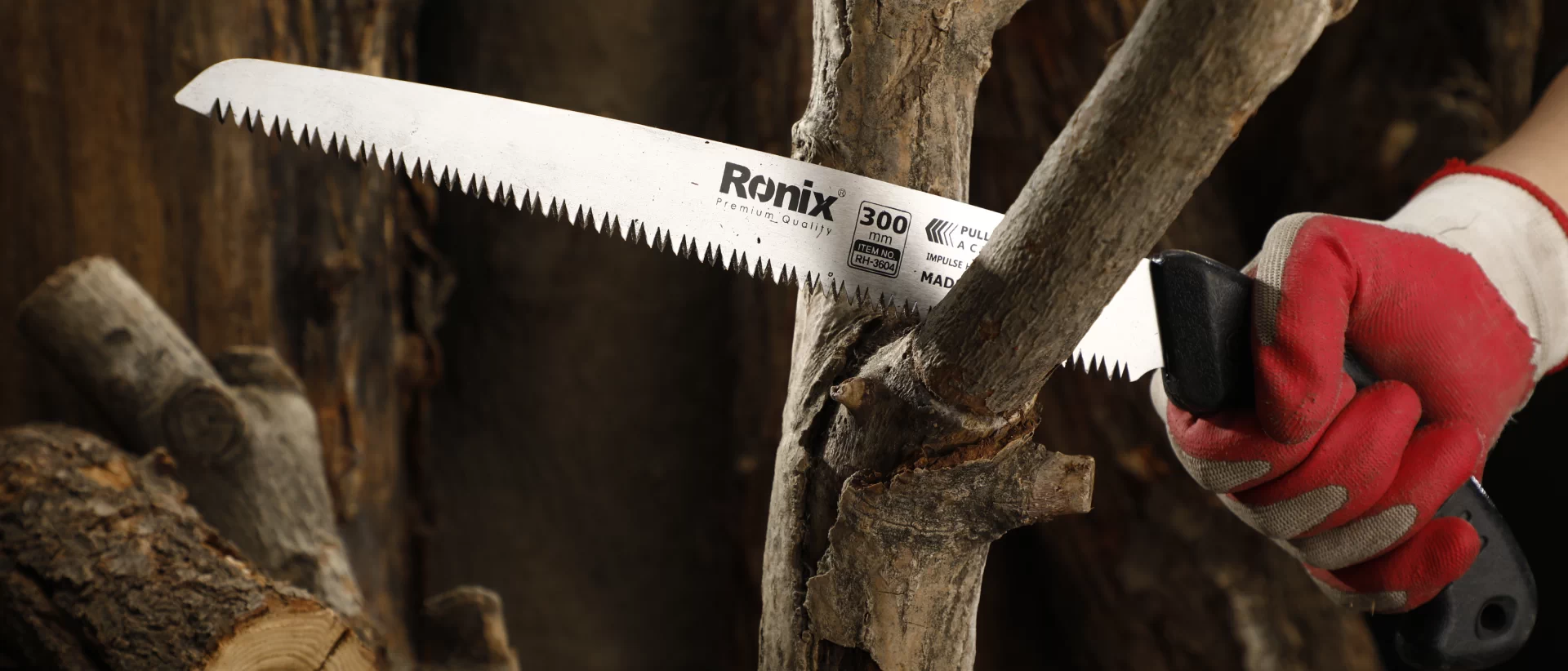 curved-pruning-saw