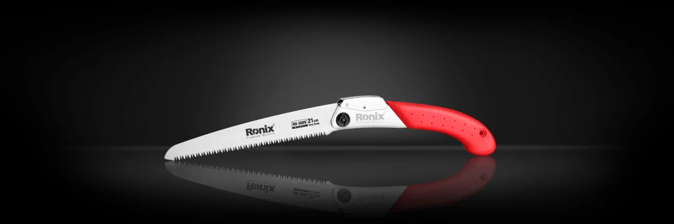 curved-pruning-saw