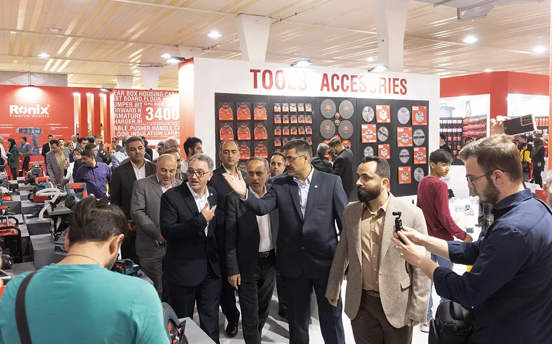 استقبال مخاطبان از غرفه رونیکس در نمایشگاه بین‌المللی ابزار تبریز