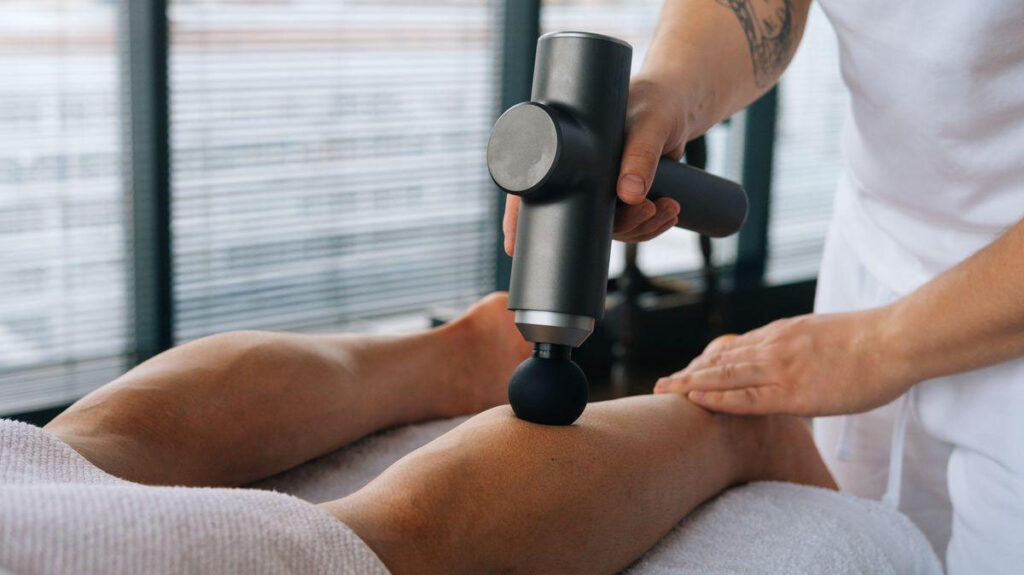 چطور ماساژور به کاهش استرس و بهتر شدن حال روان کمک میکند؟
