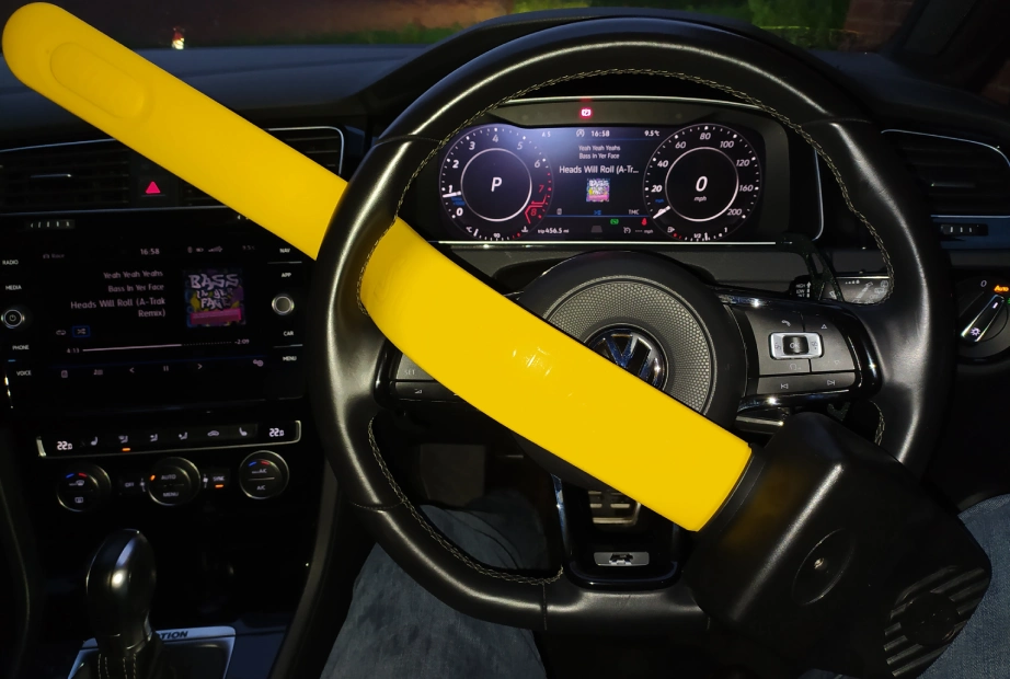 قفل فرمان استاپلاک