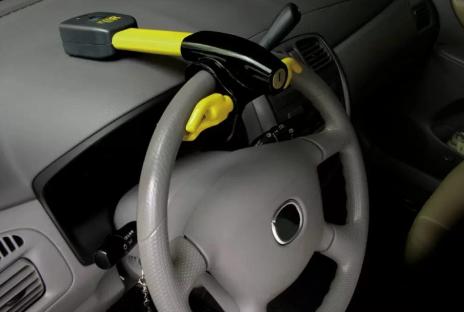 قفل فرمان برای ماشینهای کوچک