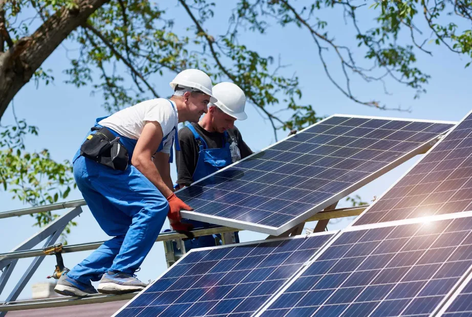 پانل‌های خورشیدی